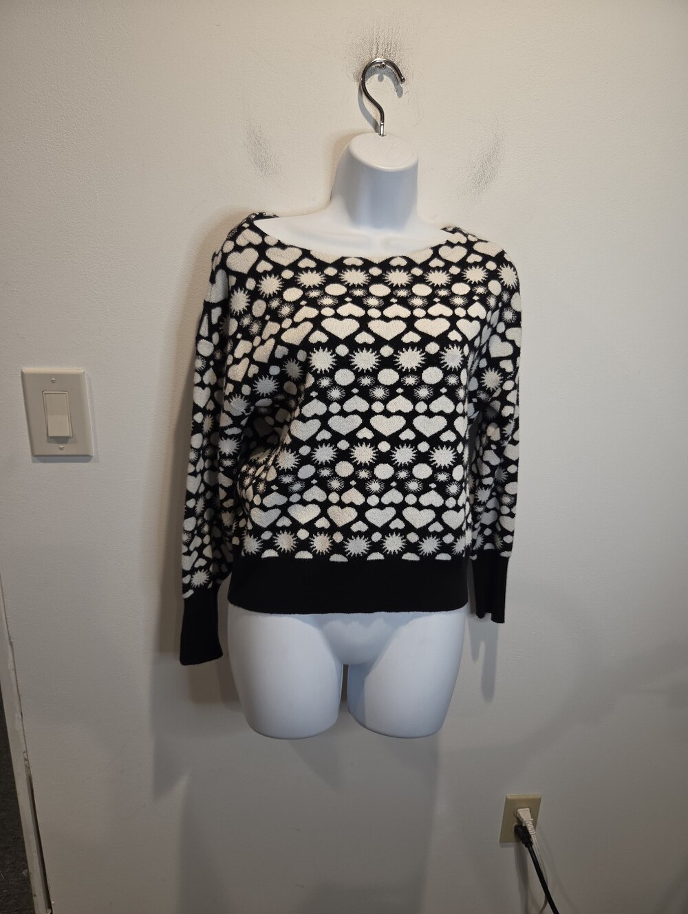Maeve Size Xs Boho Black/white Heart/moon/sun Boatneck Sweater